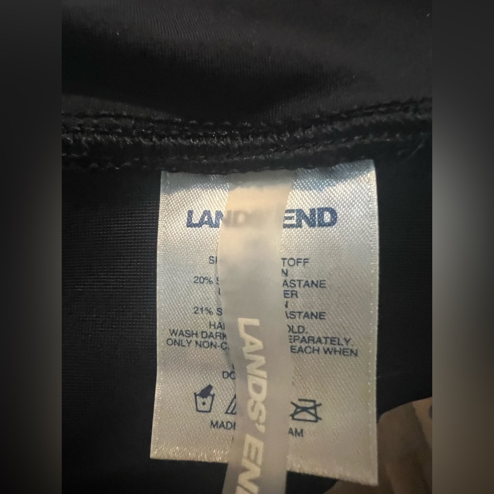 Land’s End Tummy Control Swim Skirt Bottom.  18L. NWOT. - Picture 3 of 4